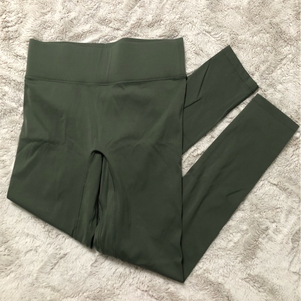 NWOT All Access Thyme legging small